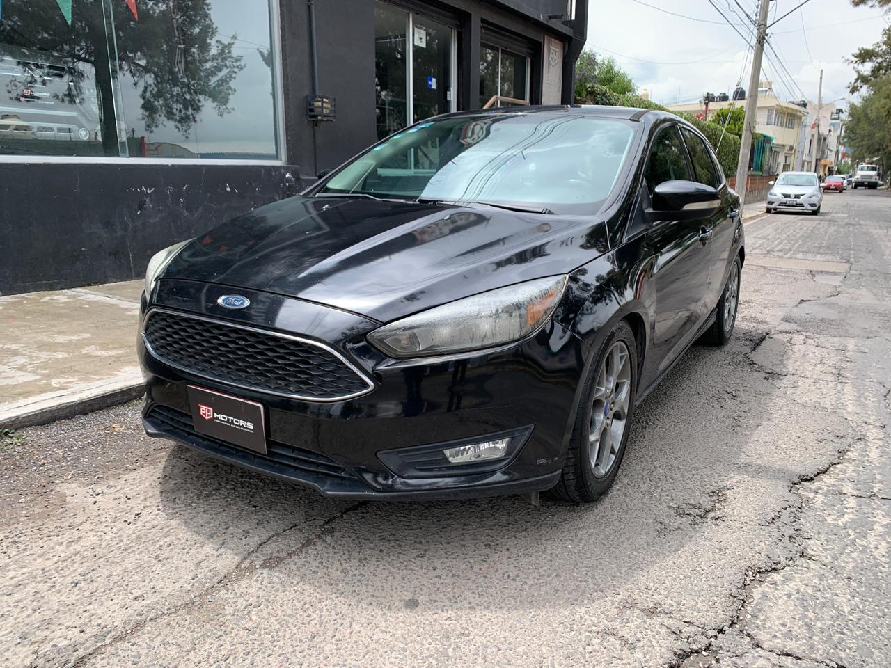 Ford  Focus 2016 HB SE